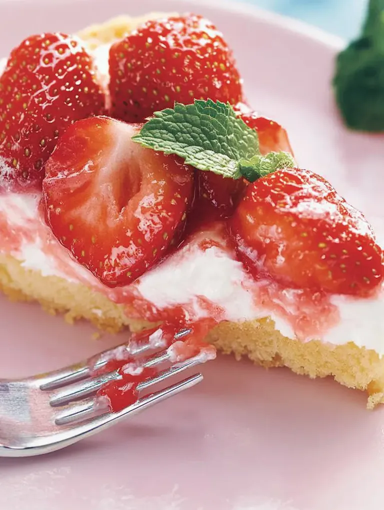 Erdbeerkuchen mit Mascarpone-Creme – Einfach und Himmlisch Lecker